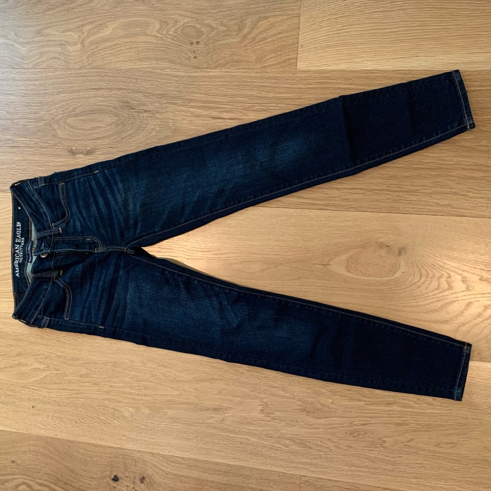 Dark blue American eagle jeans